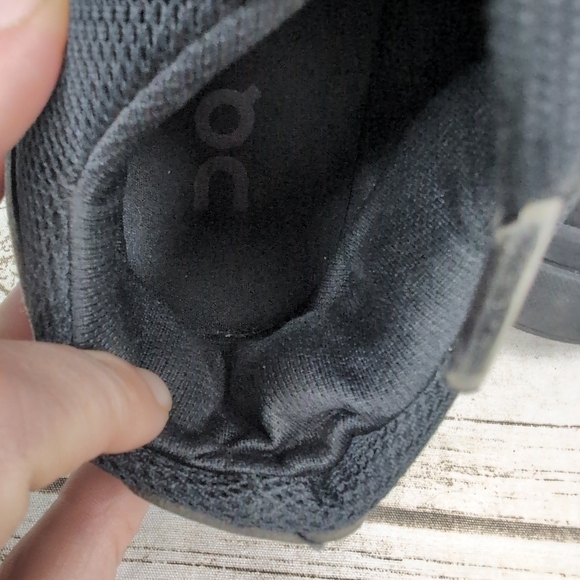 Oncloud On Running The Roger Black Tennis Shoe Size Men 9 - Picture 3 of 7